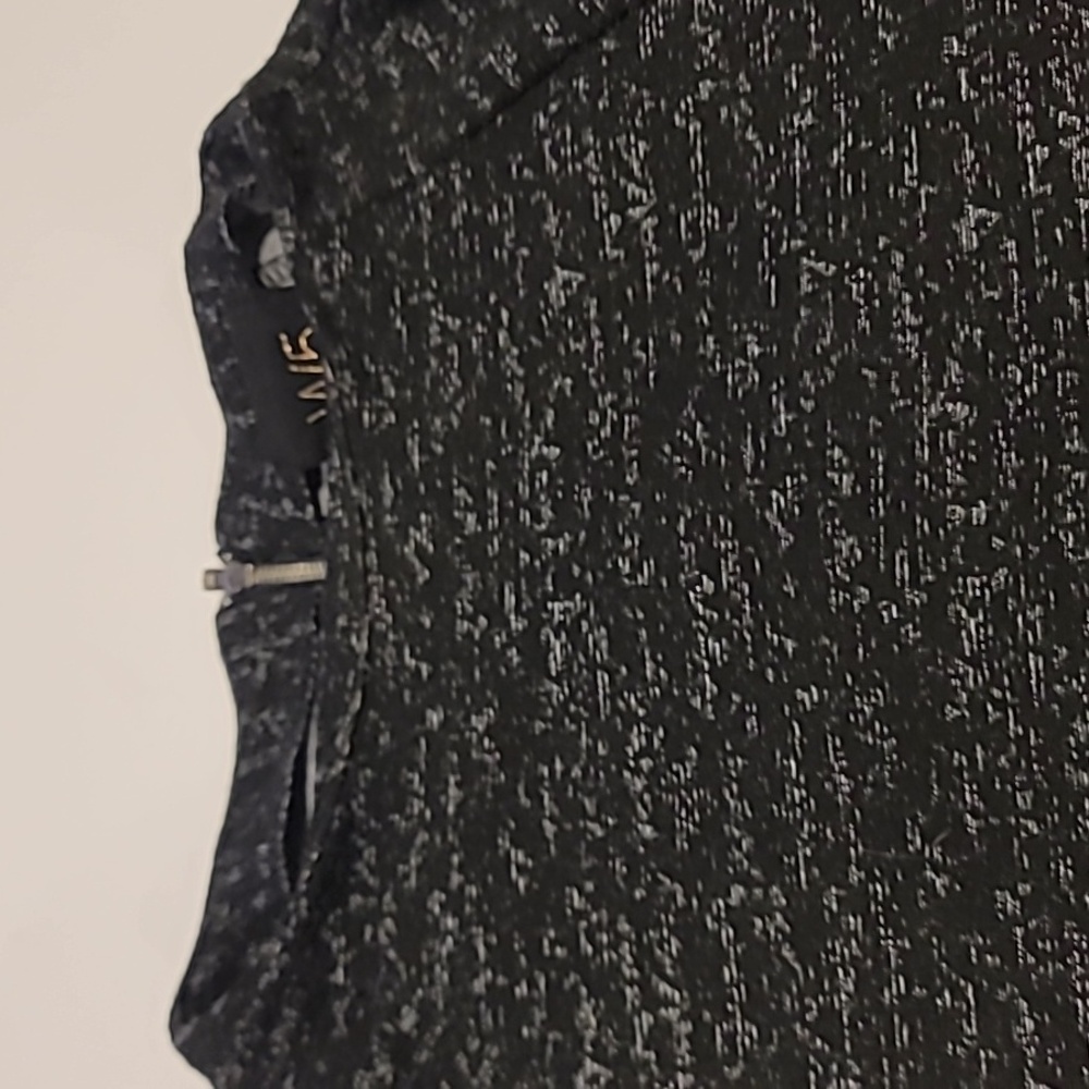 W5 Zipper Back Sweatshirt CropTop Zipper Back Black Gray Medium - Picture 7 of 12